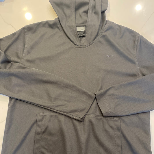 Nike pullover women’s